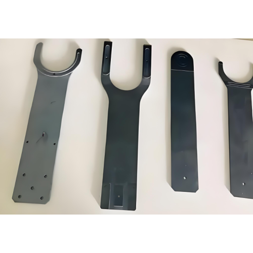 Braccio robotico ceramico SiC per la produzione di semiconduttori